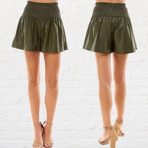 TCEC Vegan Leather Shorts | Olive Green Smocked Waist | High Rise | Size M NWT
